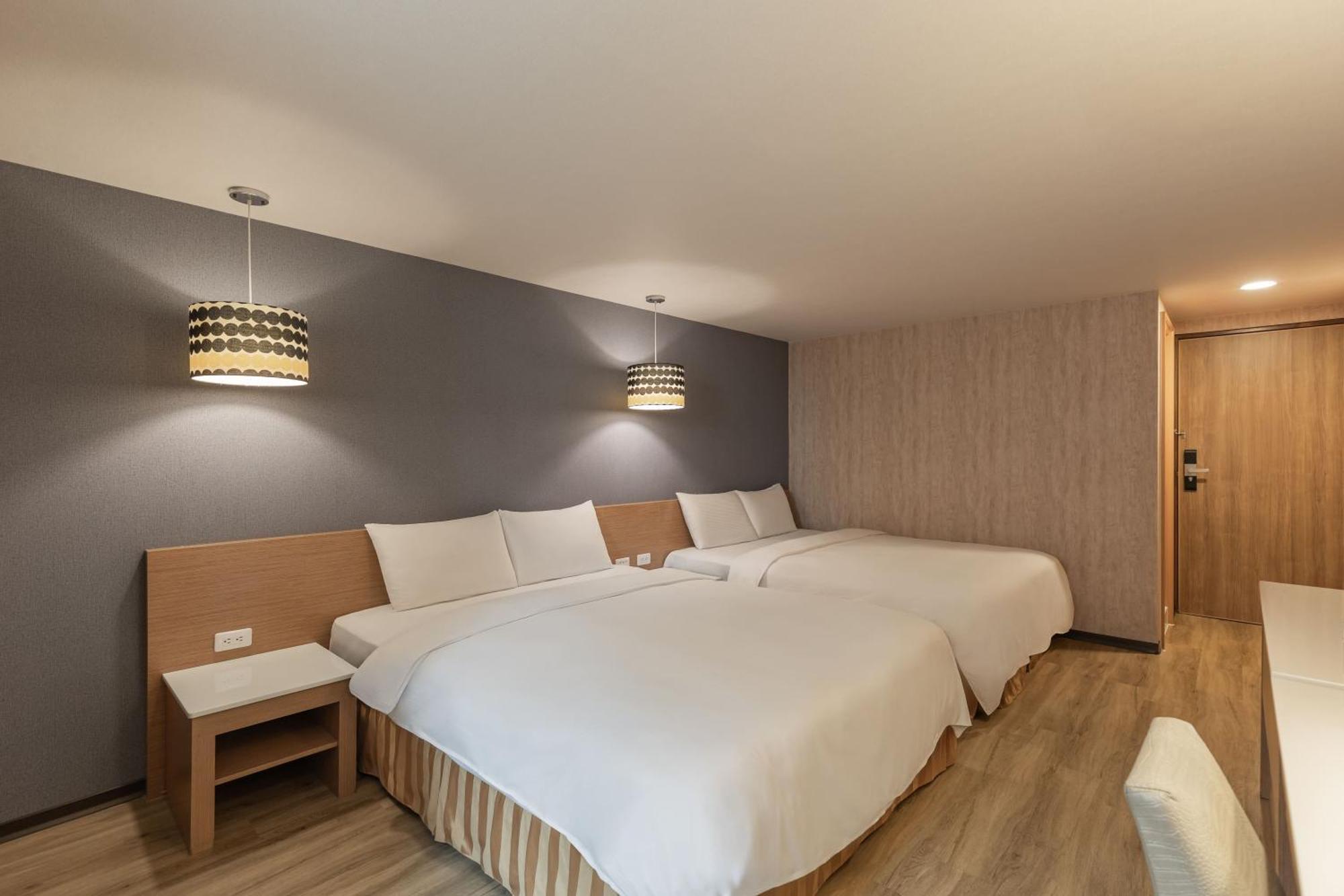 Kindness Hotel - Tainan Chihkan Tower Habitación foto