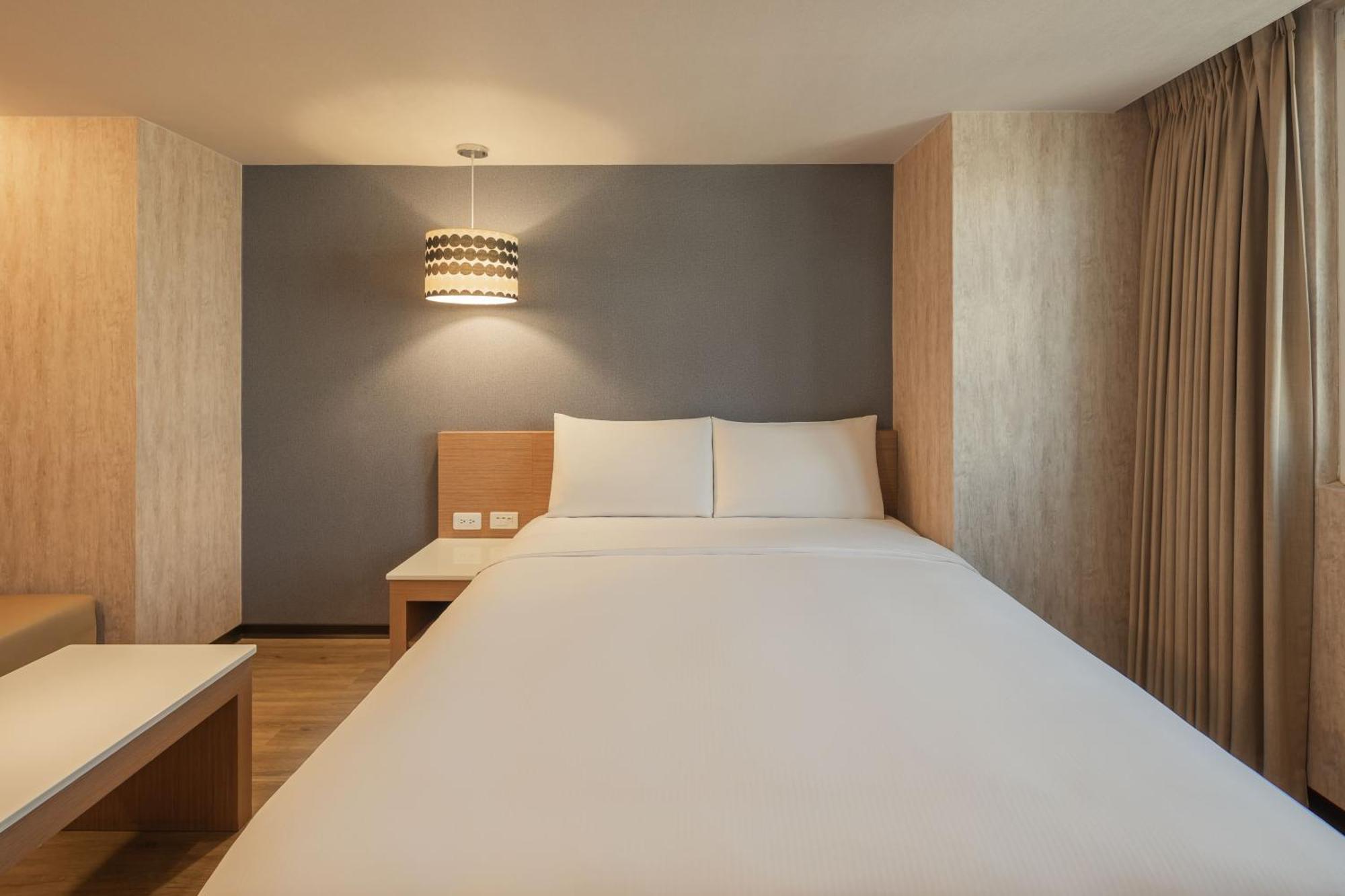 Kindness Hotel - Tainan Chihkan Tower Habitación foto