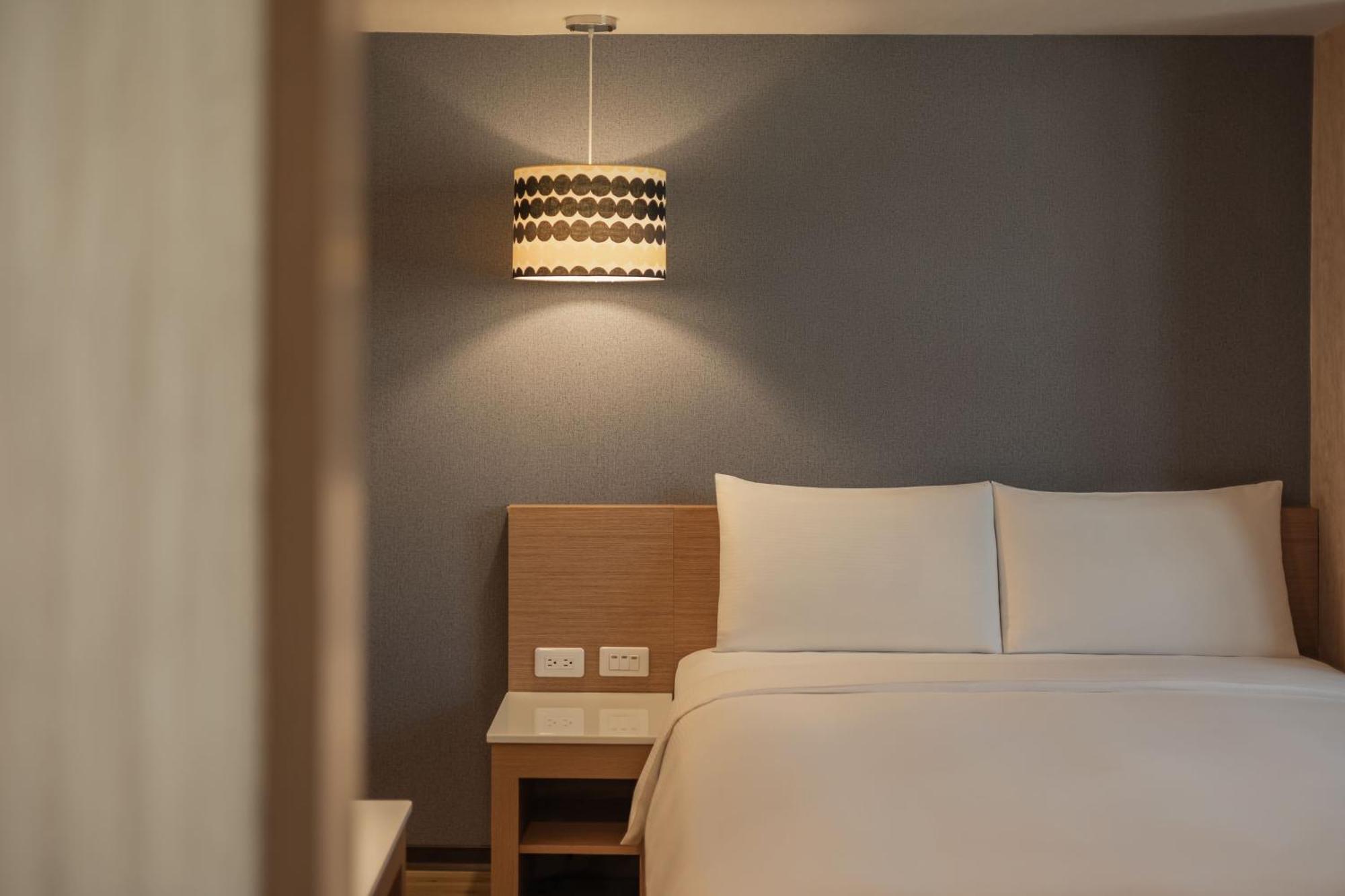 Kindness Hotel - Tainan Chihkan Tower Habitación foto