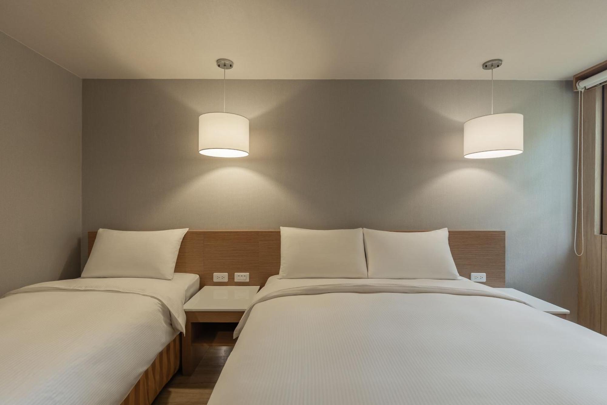 Kindness Hotel - Tainan Chihkan Tower Habitación foto